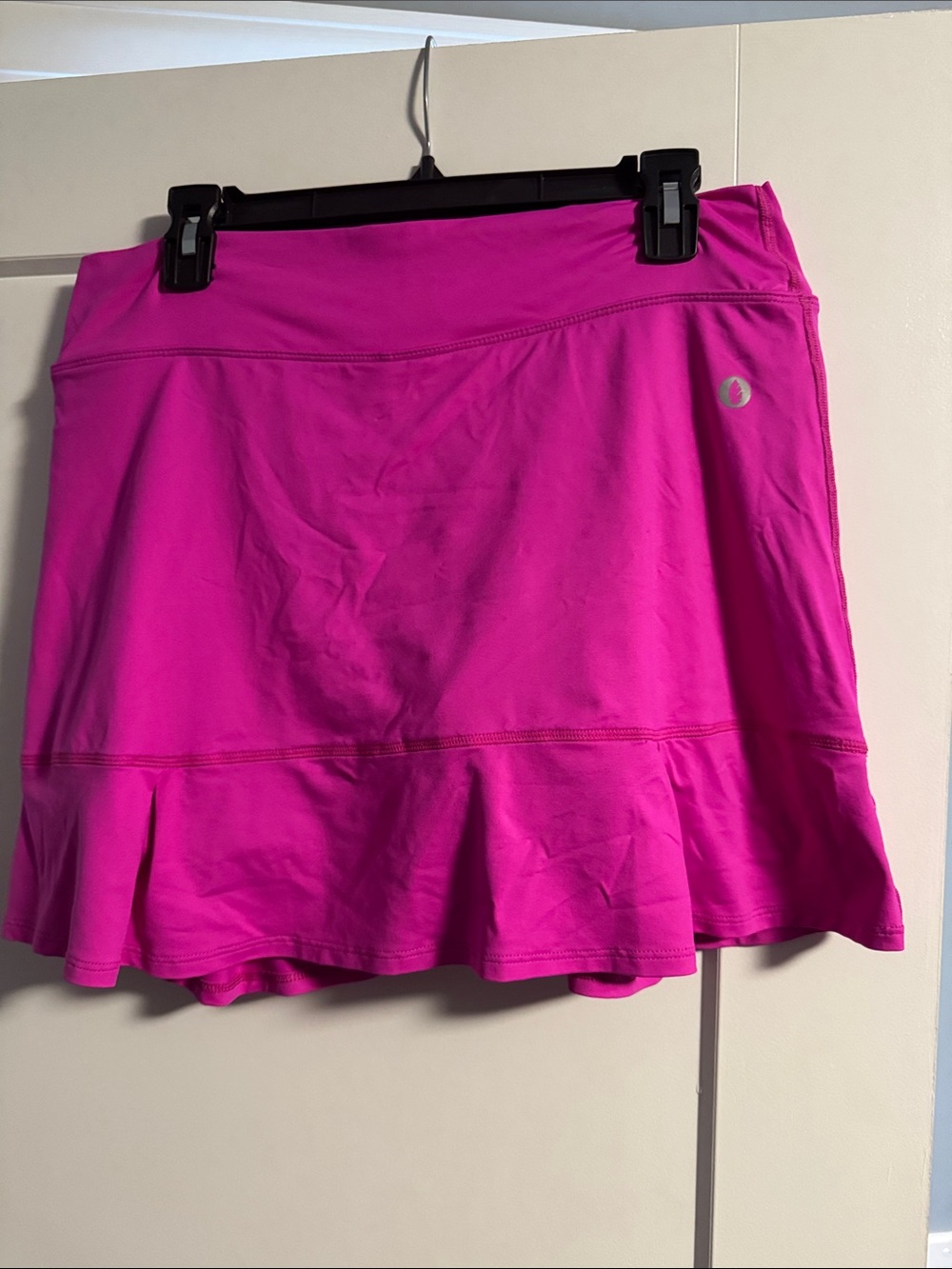 Athletic Circle-Skirt in Bright Pink by Lululemon-Style
